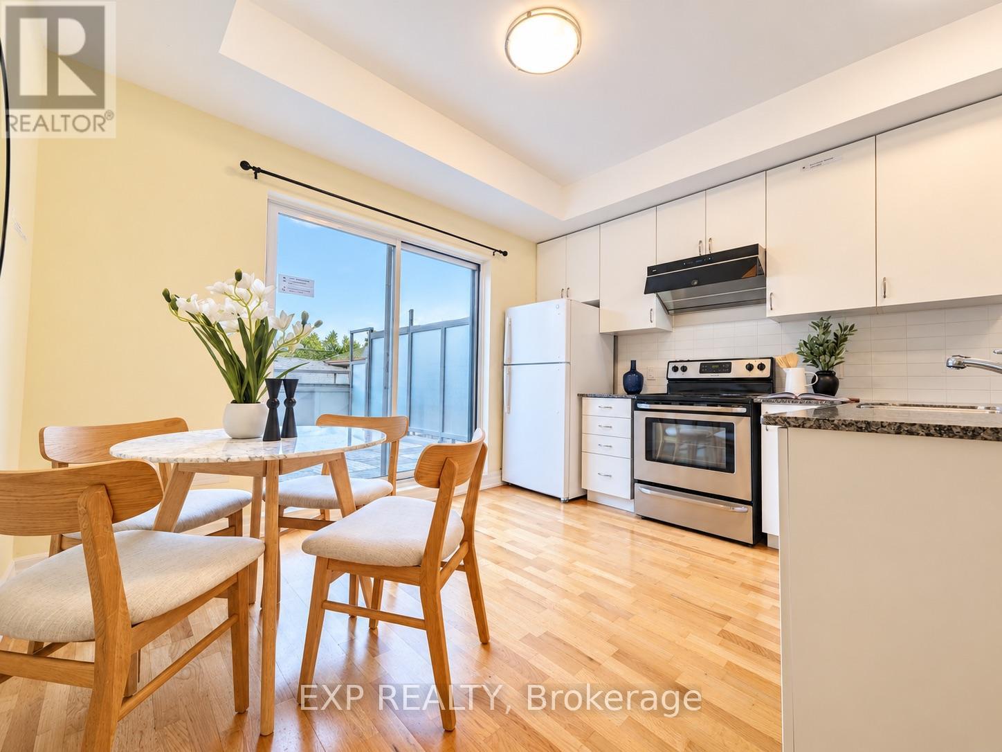 204 - 728 Sheppard Avenue W Property Photo 12