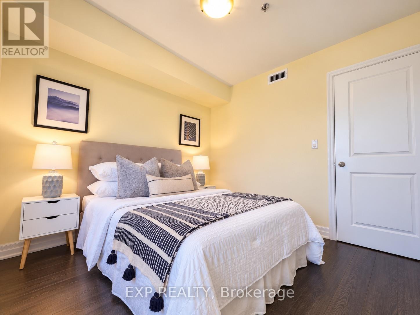 204 - 728 Sheppard Avenue W Property Photo 15