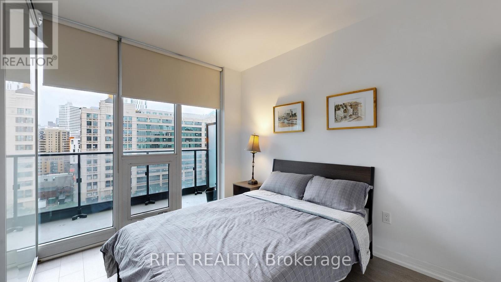 830 - 251 Jarvis Street Property Photo 15
