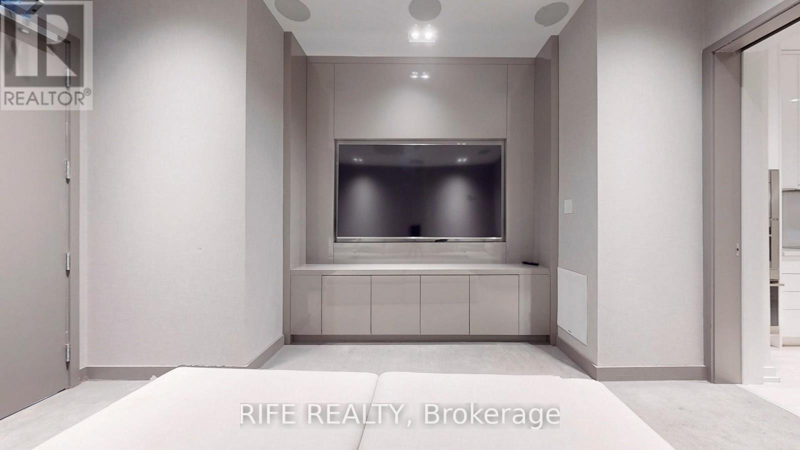 830 - 251 Jarvis Street Property Photo 31
