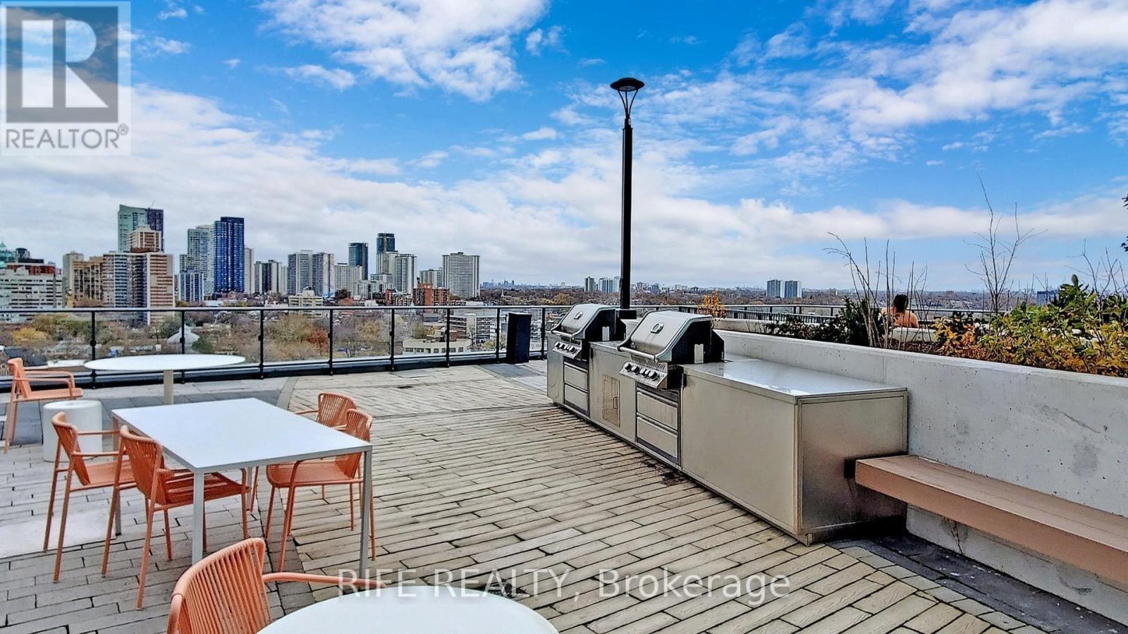 830 - 251 Jarvis Street Property Photo 40