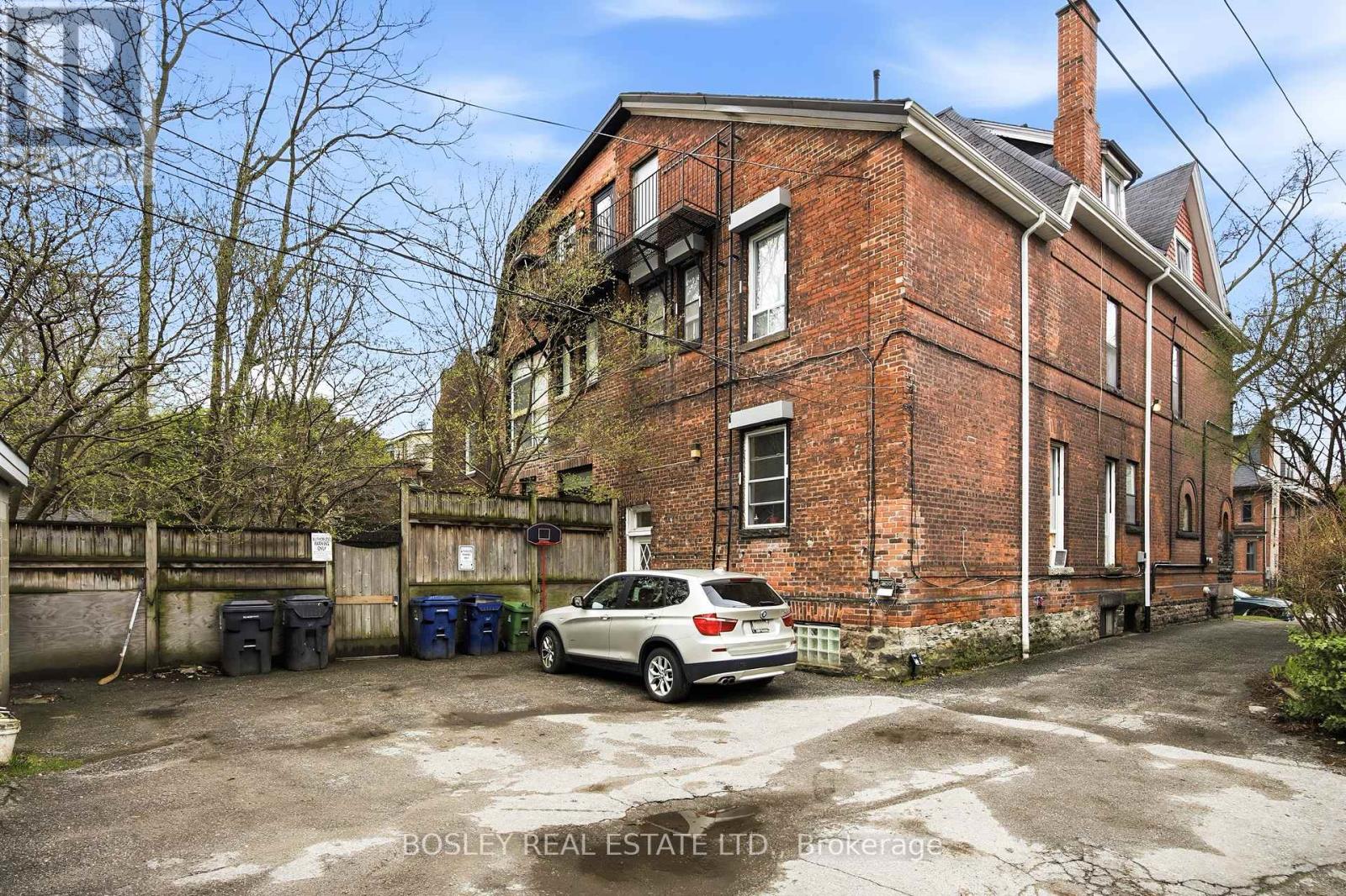 85 Walmer Road Property Photo 4