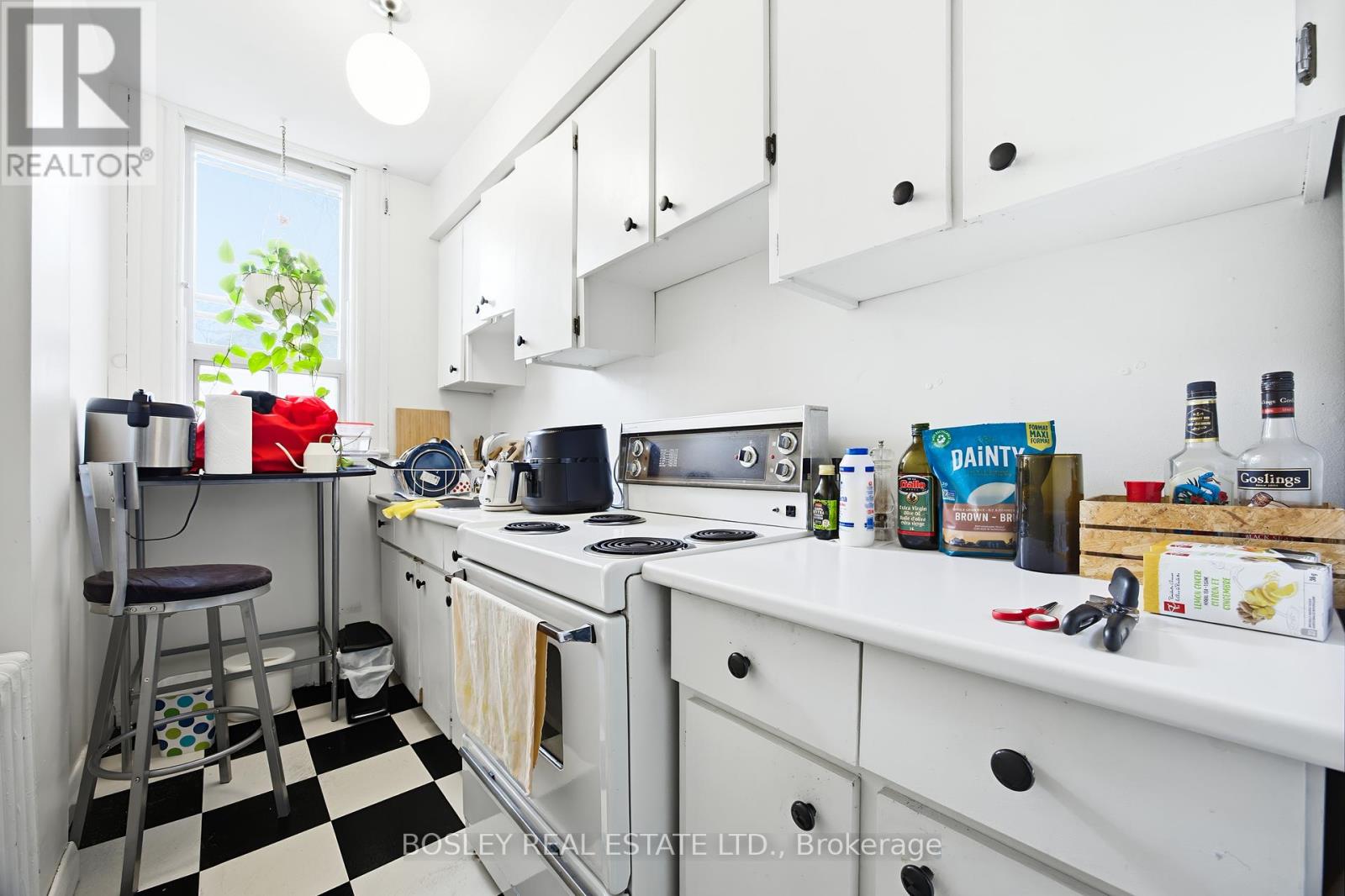 85 Walmer Road Property Photo 19