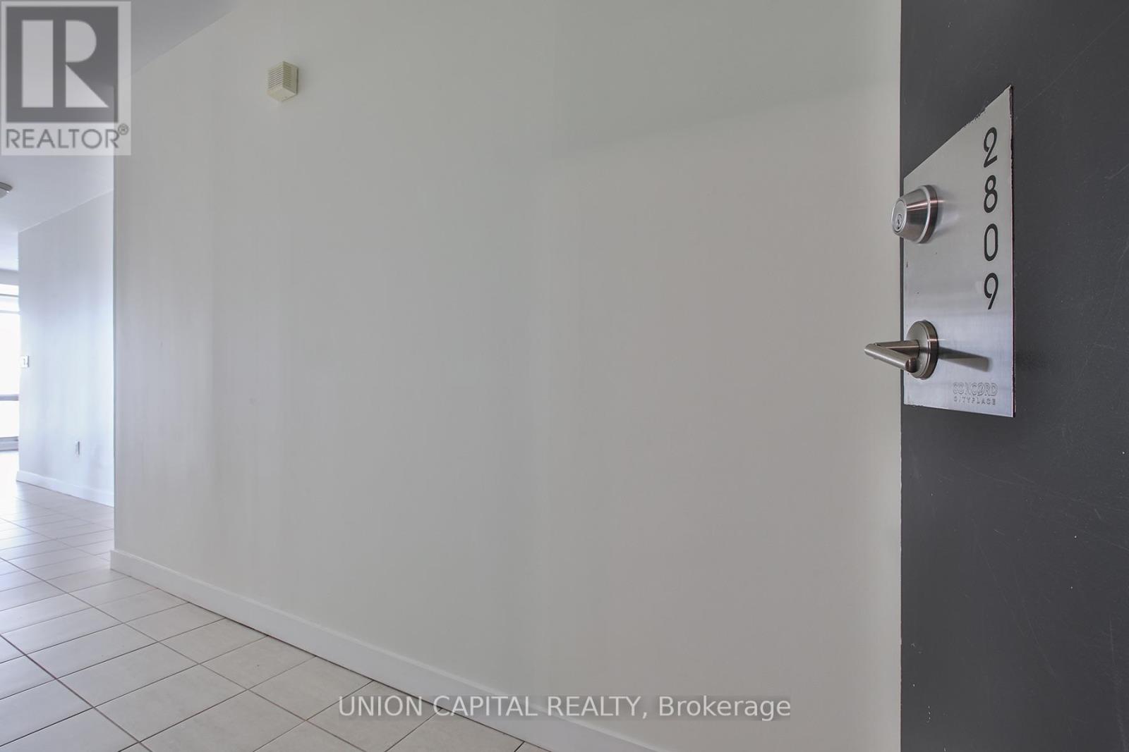 2809 - 11 Brunel Court Property Photo 4