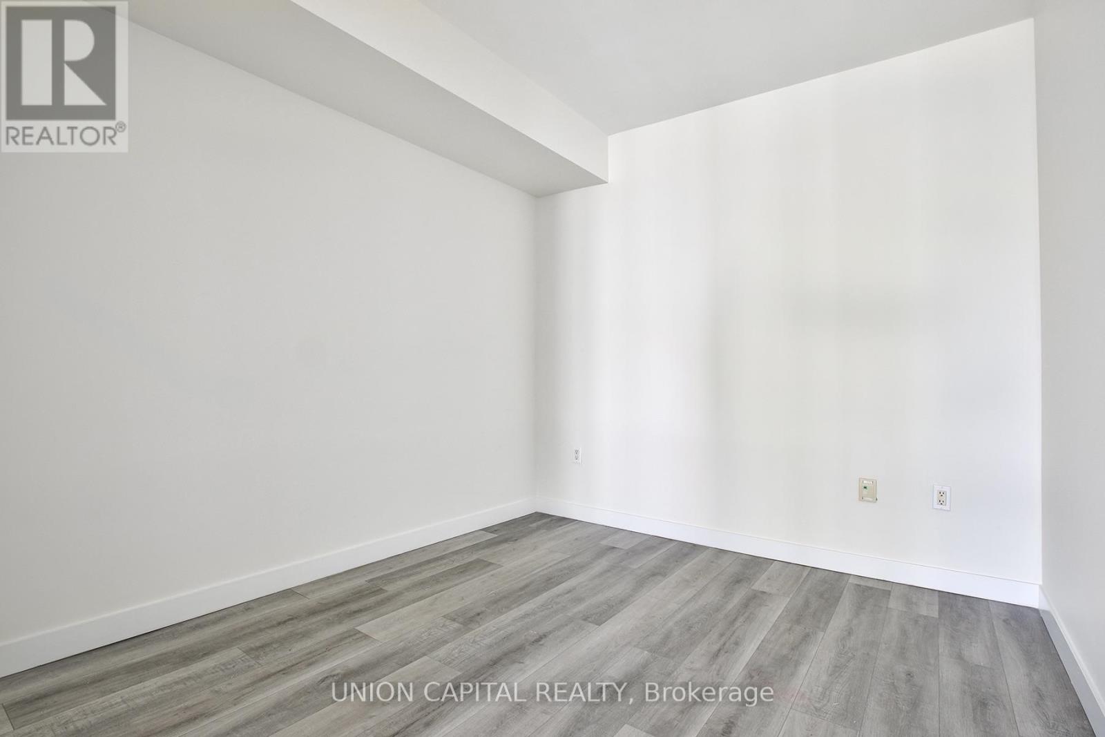 2809 - 11 Brunel Court Property Photo 23