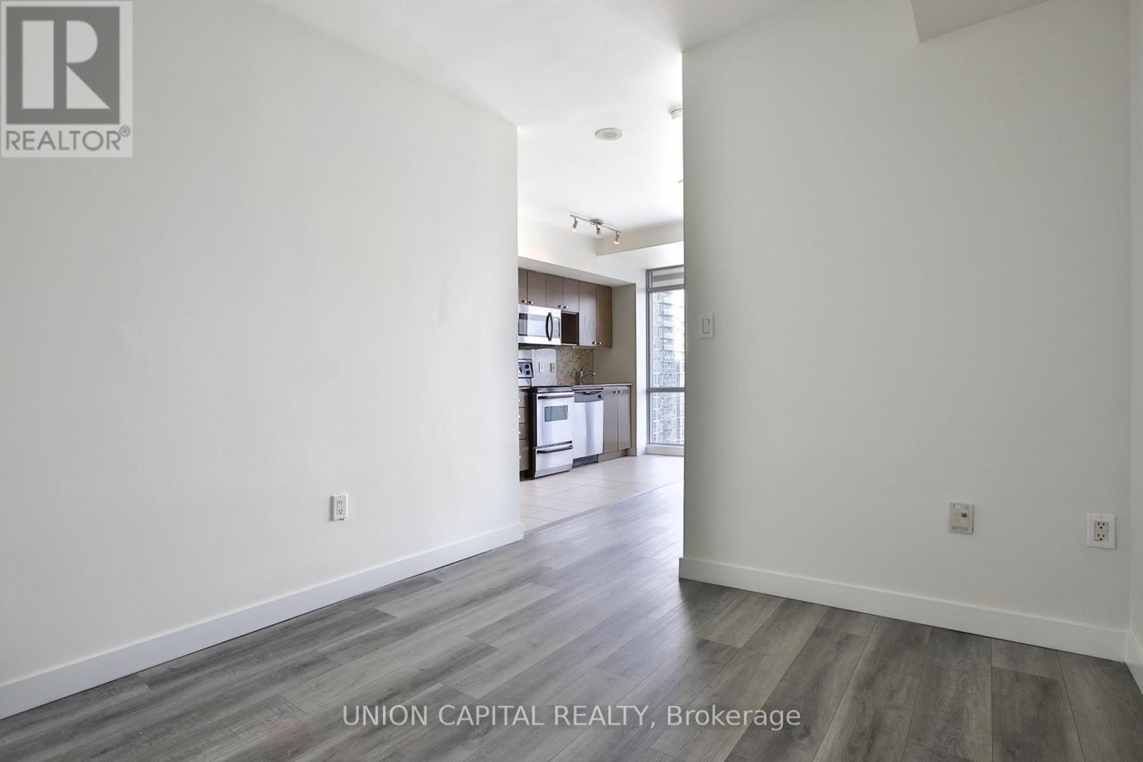 2809 - 11 Brunel Court Property Photo 24