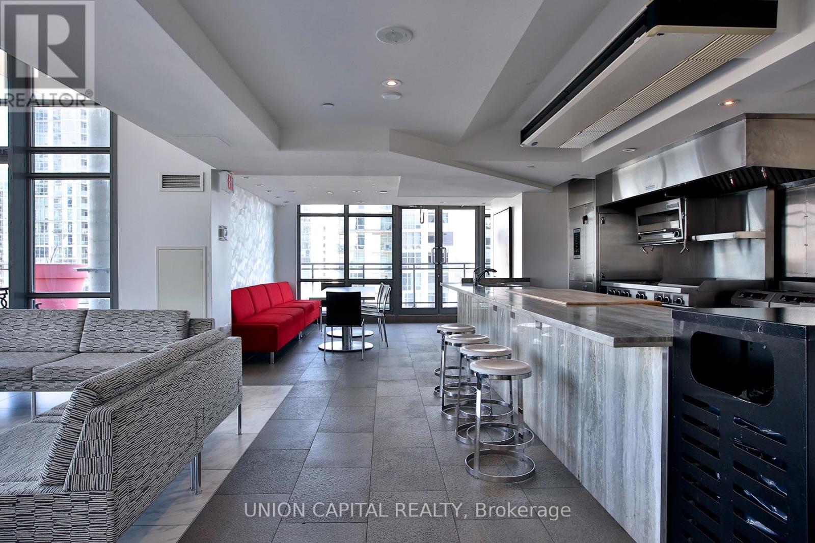 2809 - 11 Brunel Court Property Photo 29