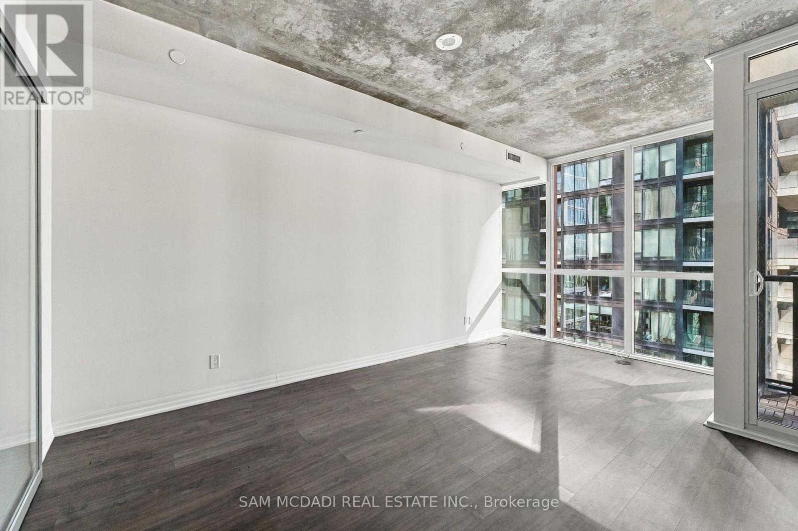 1603 - 88 Blue Jays Way Property Photo 15