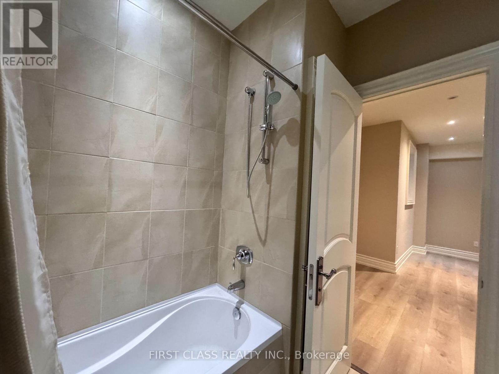 25 Dempsey Crescent Property Photo 6