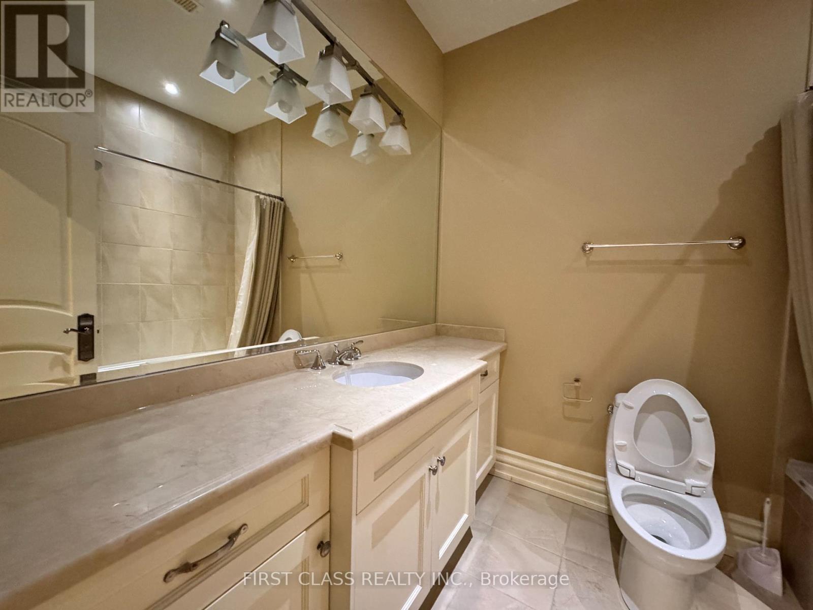 25 Dempsey Crescent Property Photo 7