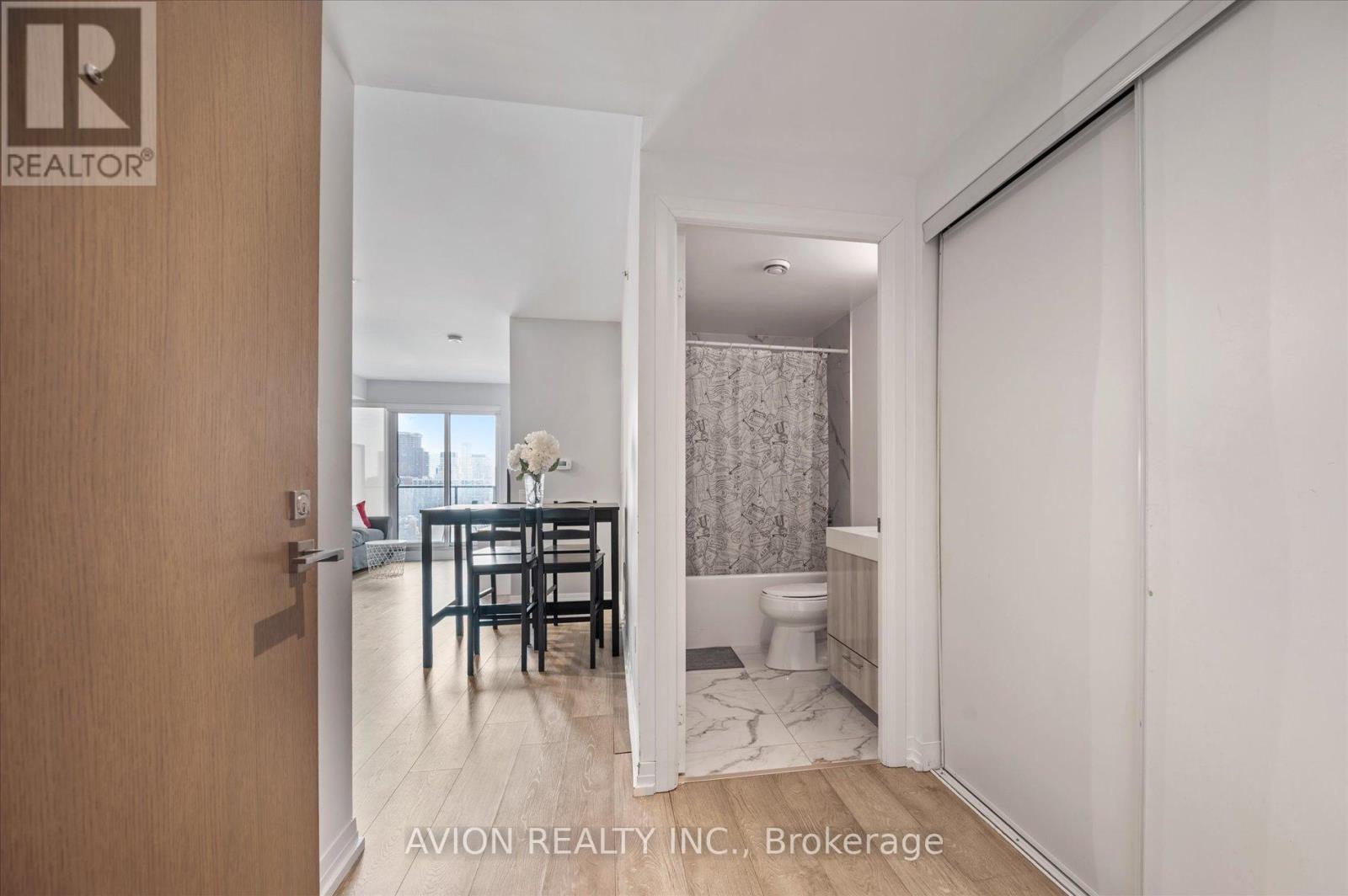 1120 - 251 Jarvis Street Property Photo 8