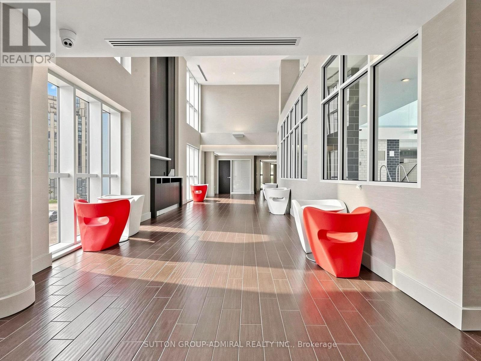 1410 - 218 Queens Quay W Property Photo 34