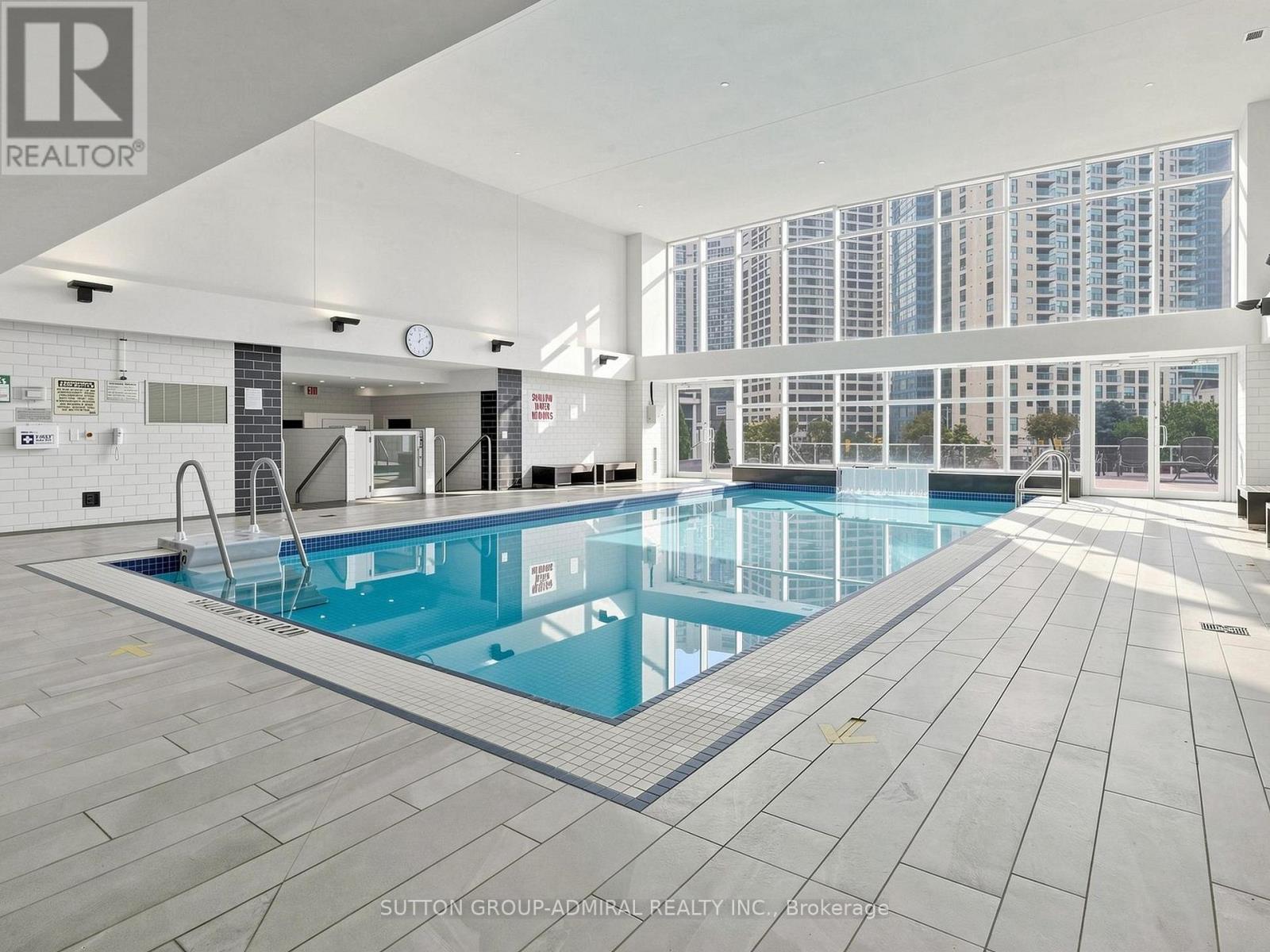 1410 - 218 Queens Quay W Property Photo 35