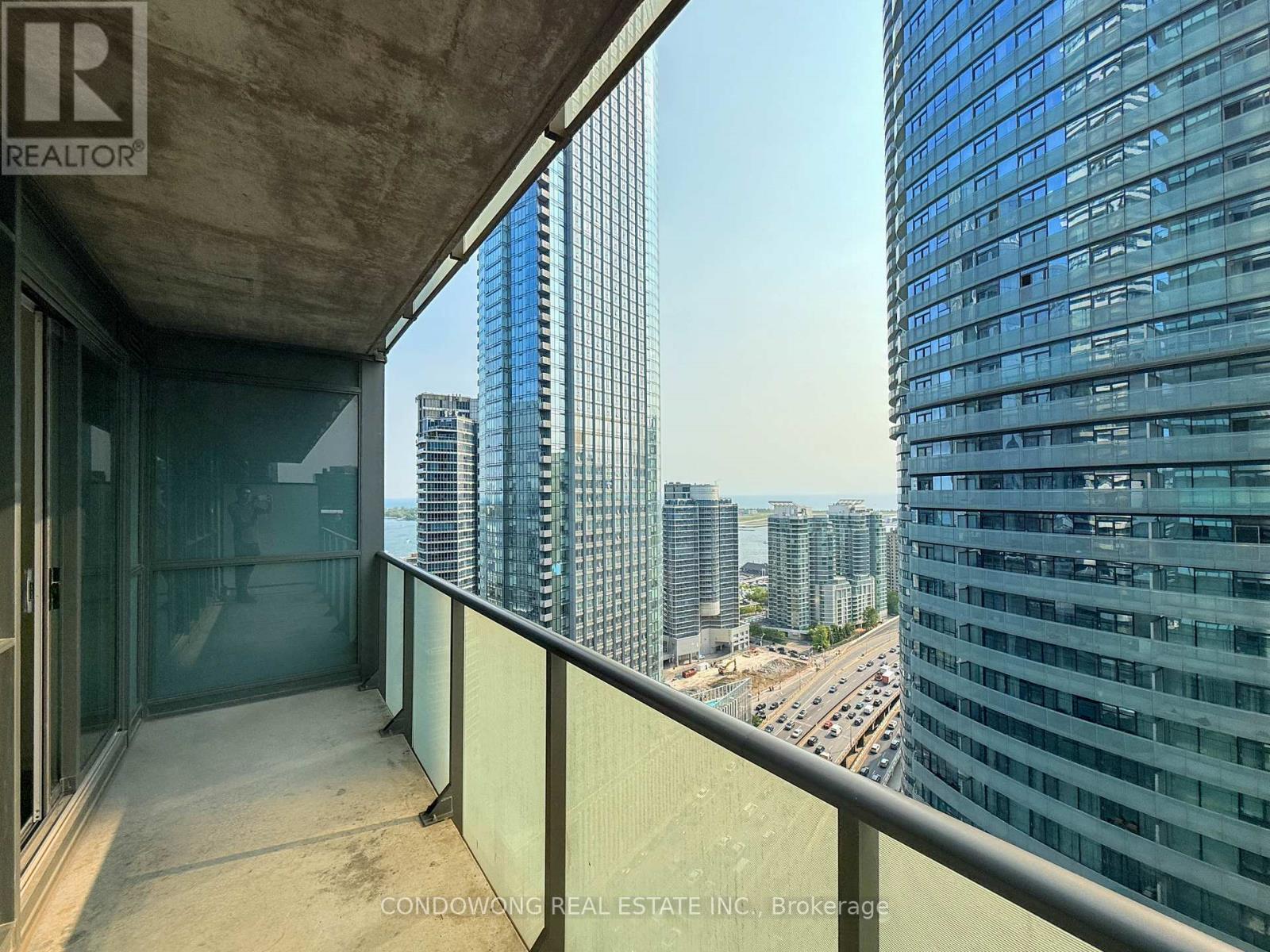 2611 - 55 Bremner Boulevard Property Photo 17