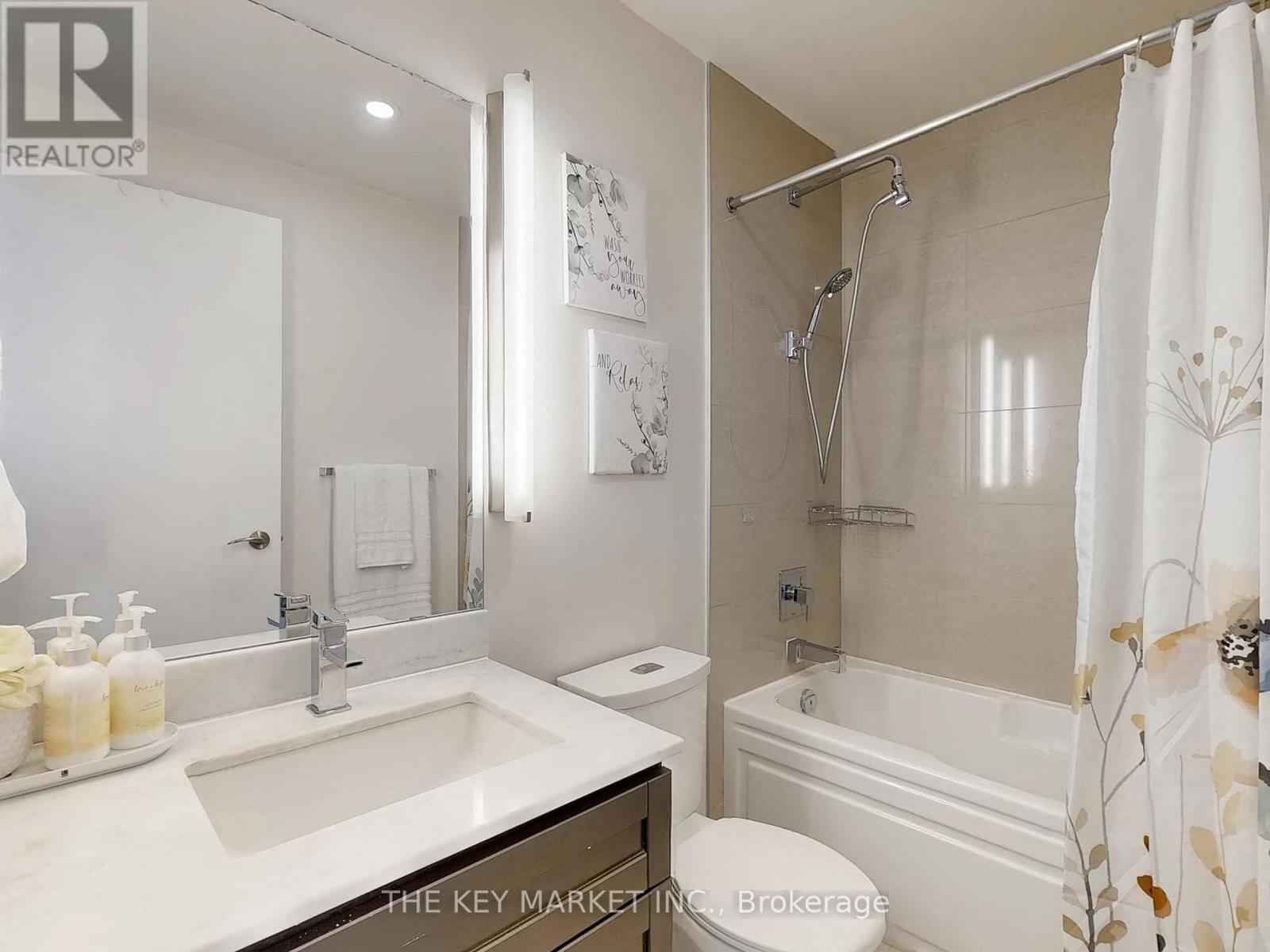 217 - 21 Clairtrell Road Property Photo 15