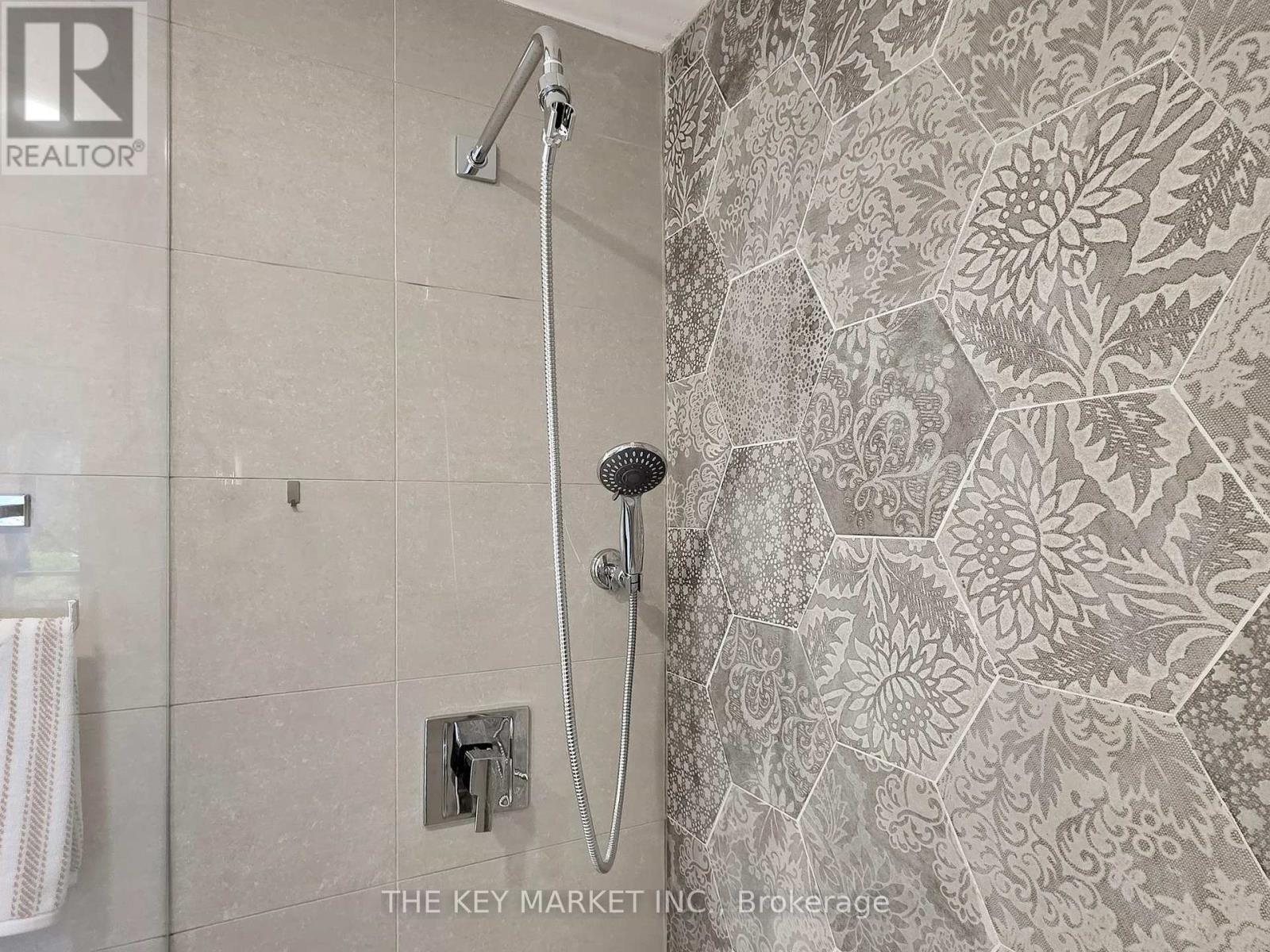 217 - 21 Clairtrell Road Property Photo 39