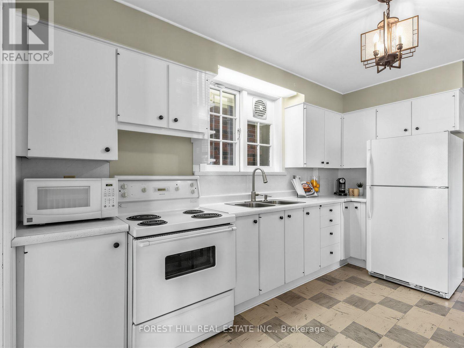 28 Castle Knock Road Property Photo 8
