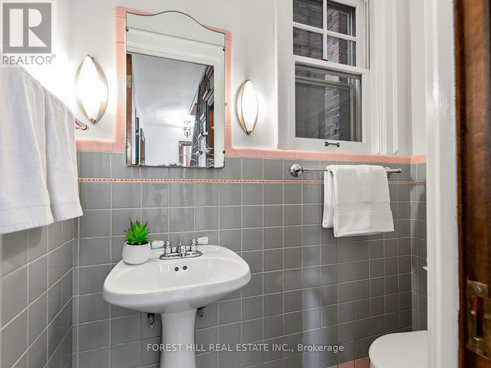 28 Castle Knock Road Property Photo 10