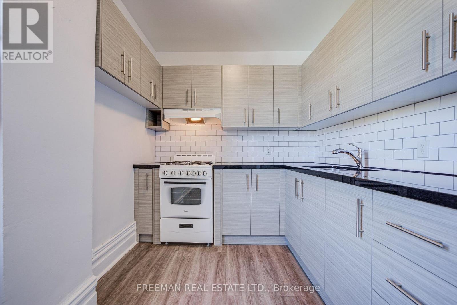 431 Manning Avenue Property Photo 25