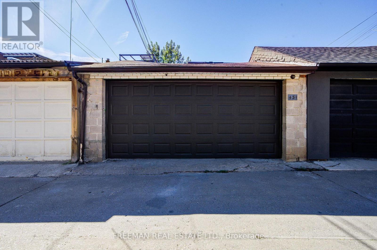 431 Manning Avenue Property Photo 43