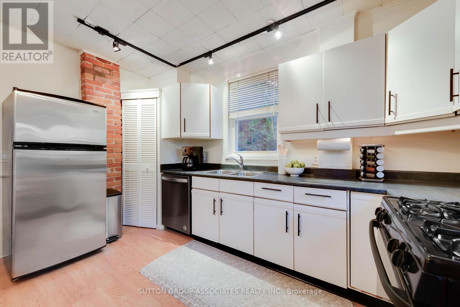 47 Hocken Avenue Property Photo 11
