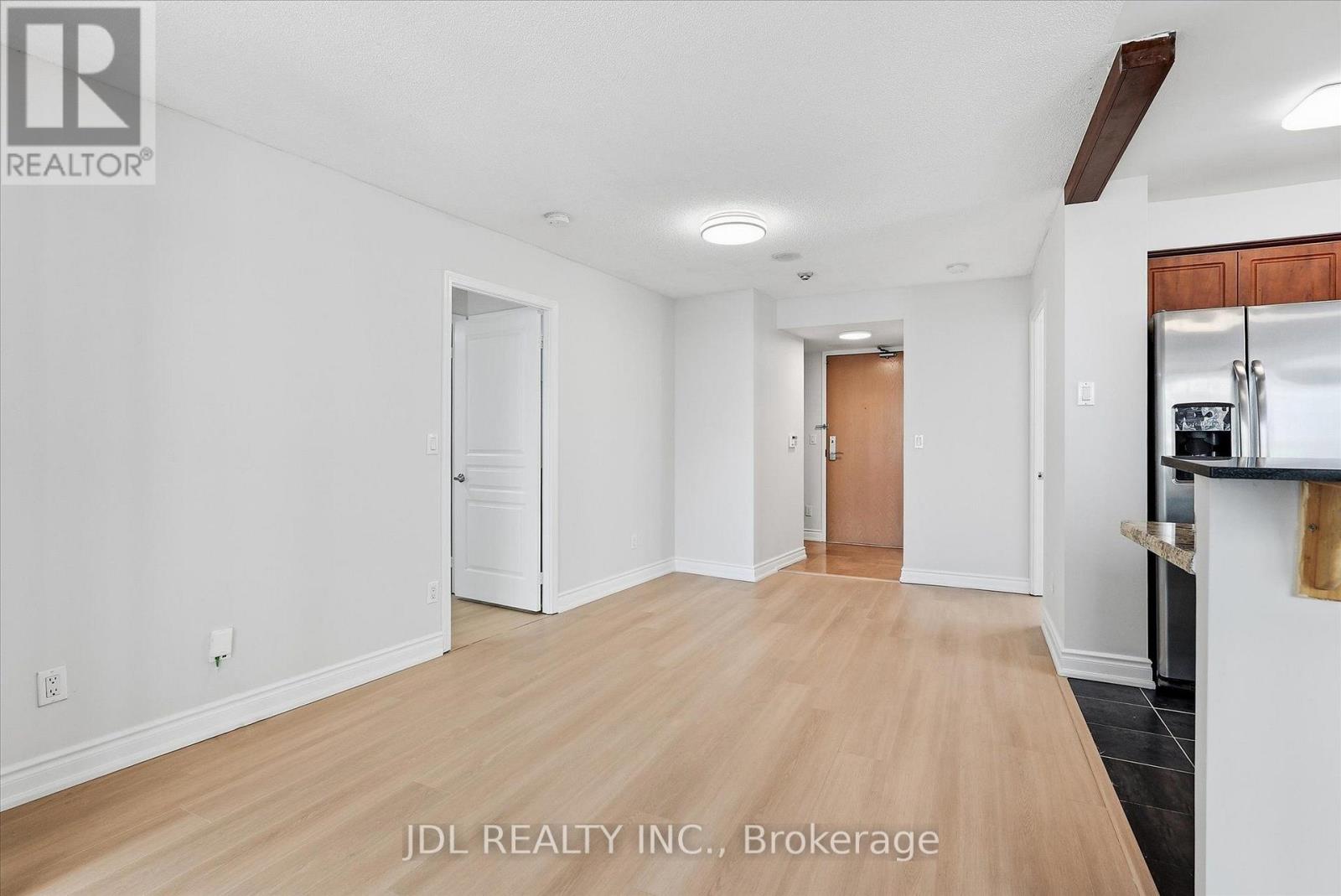 516 - 503 Beecroft Road Property Photo 19