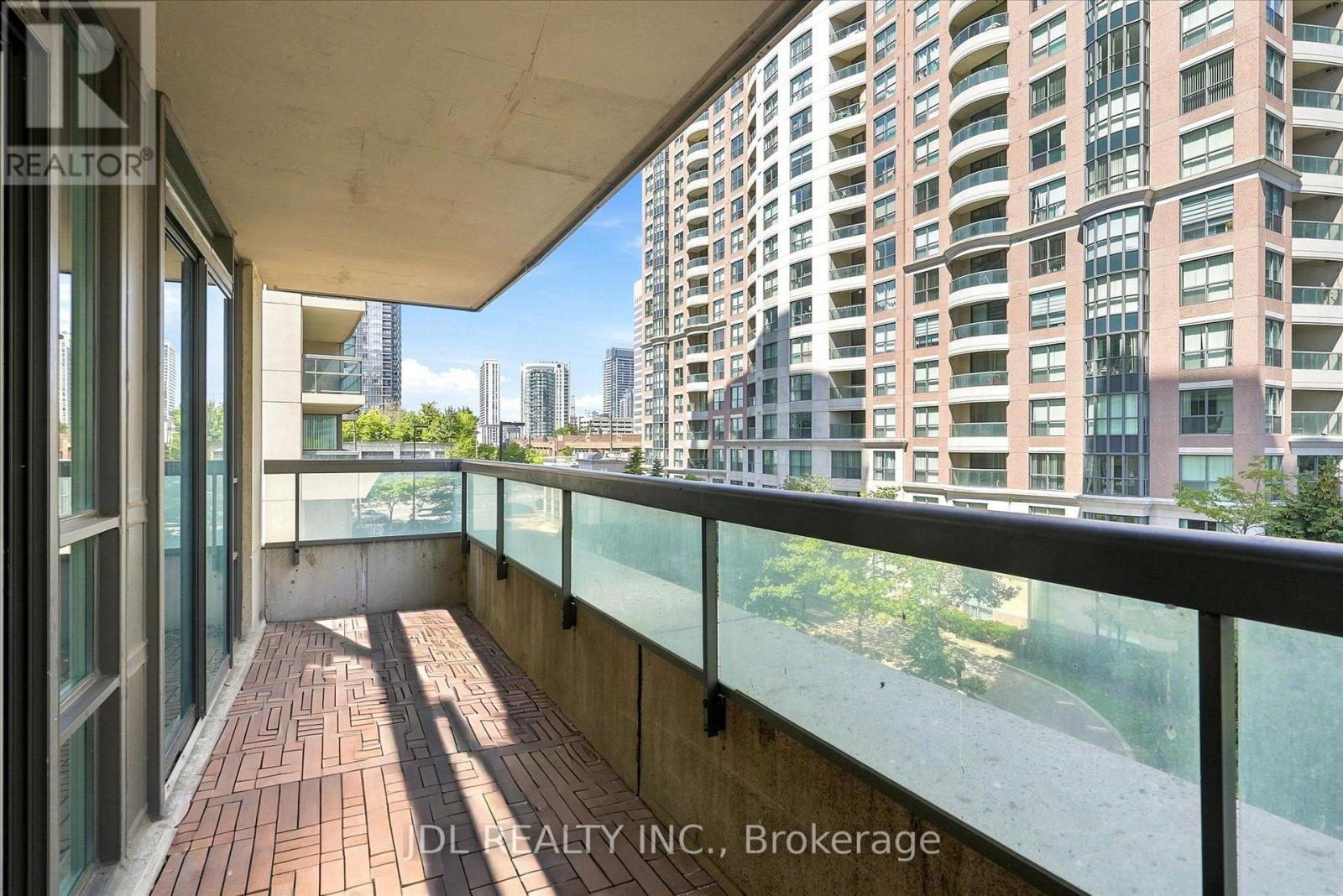 516 - 503 Beecroft Road Property Photo 25