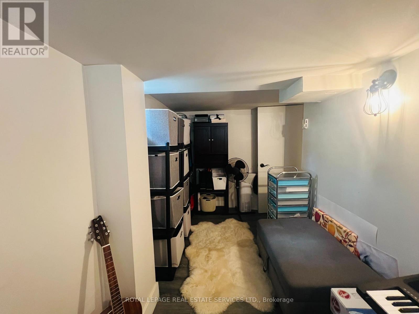 Lower - 263 Grace Street Property Photo 16