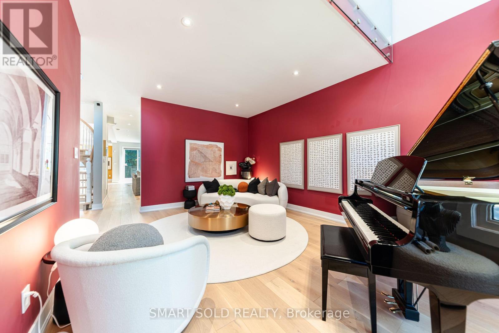 231 Hounslow Avenue Property Photo 10