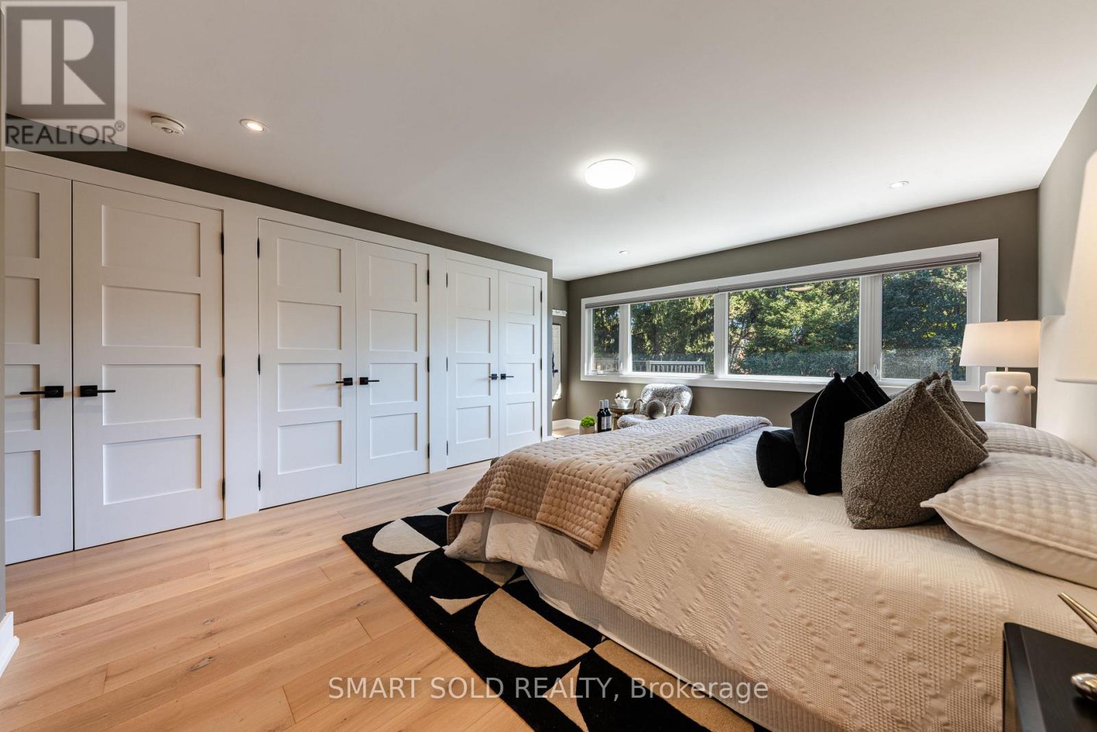 231 Hounslow Avenue Property Photo 19