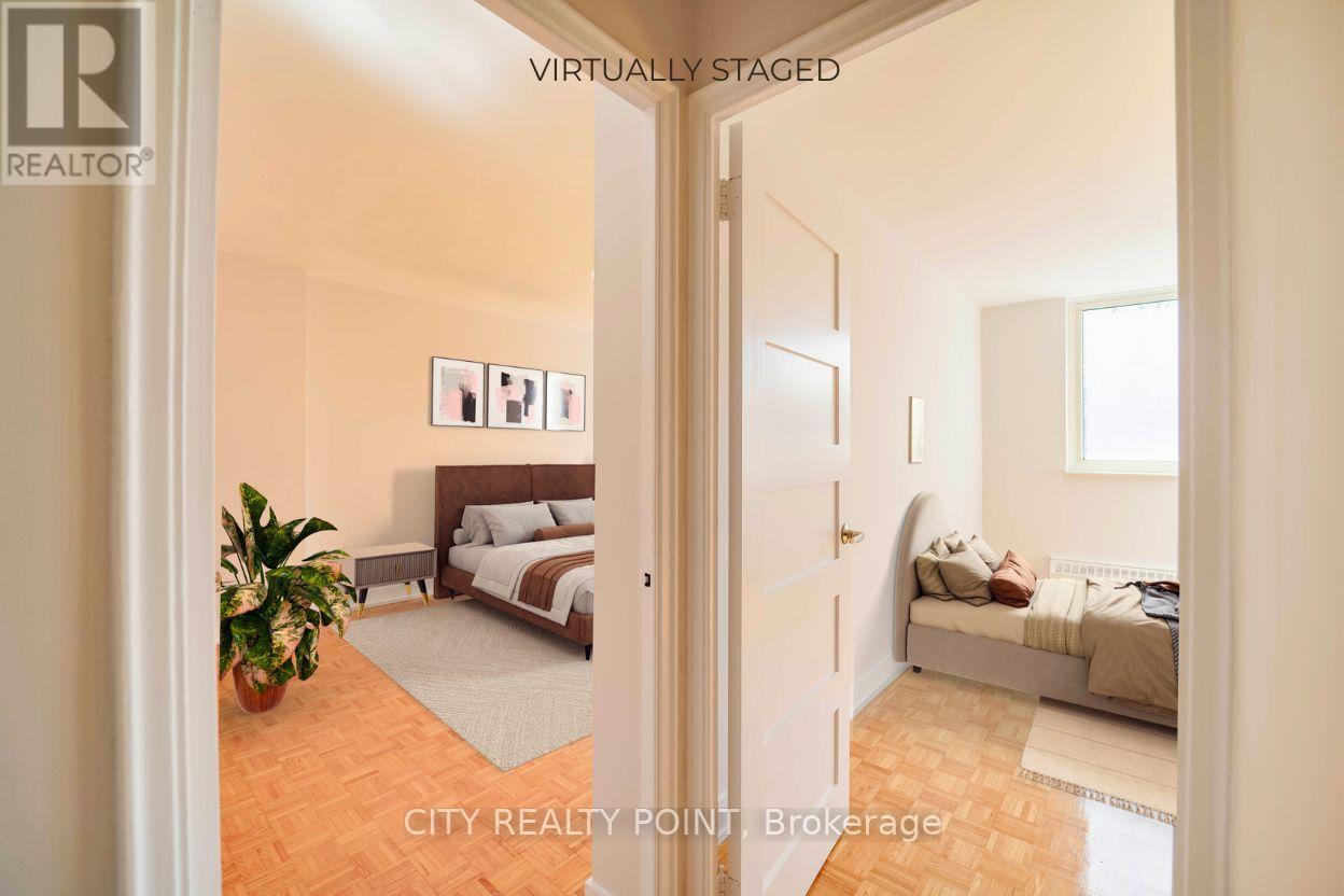 507 - 10 Shallmar Boulevard Property Photo 2