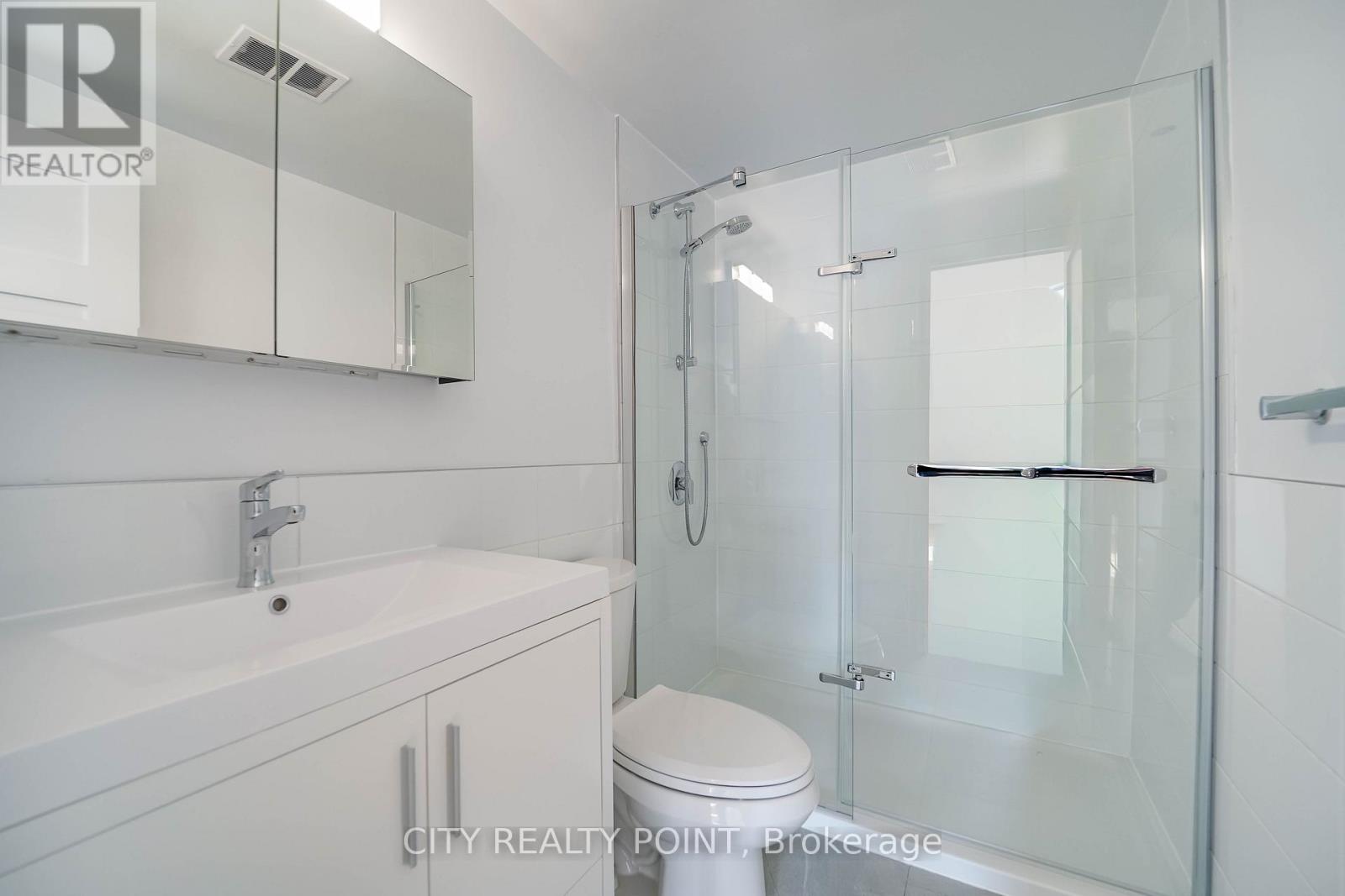 507 - 10 Shallmar Boulevard Property Photo 17