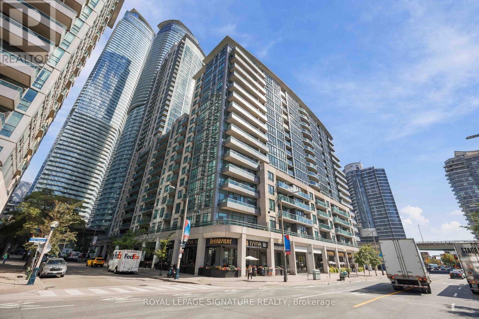 1612 - 25 Lower Simcoe Street Property Photo 24