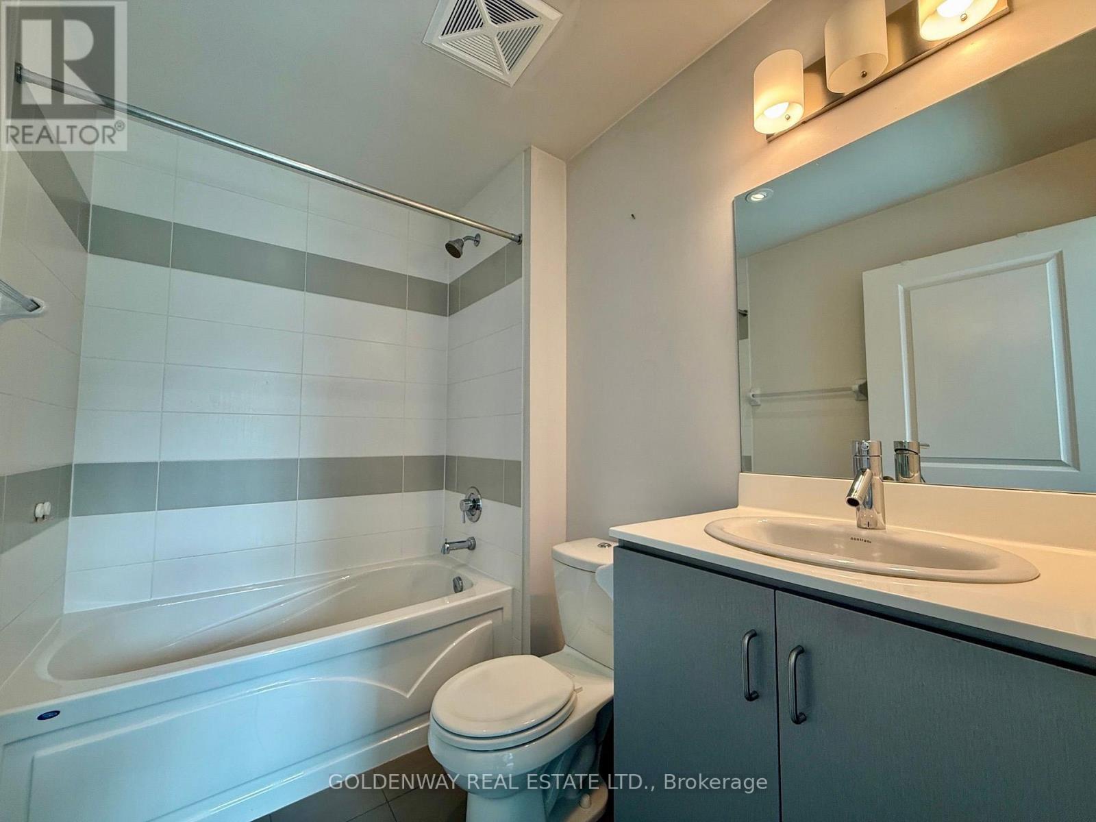 110 - 5168 Yonge Street Property Photo 11
