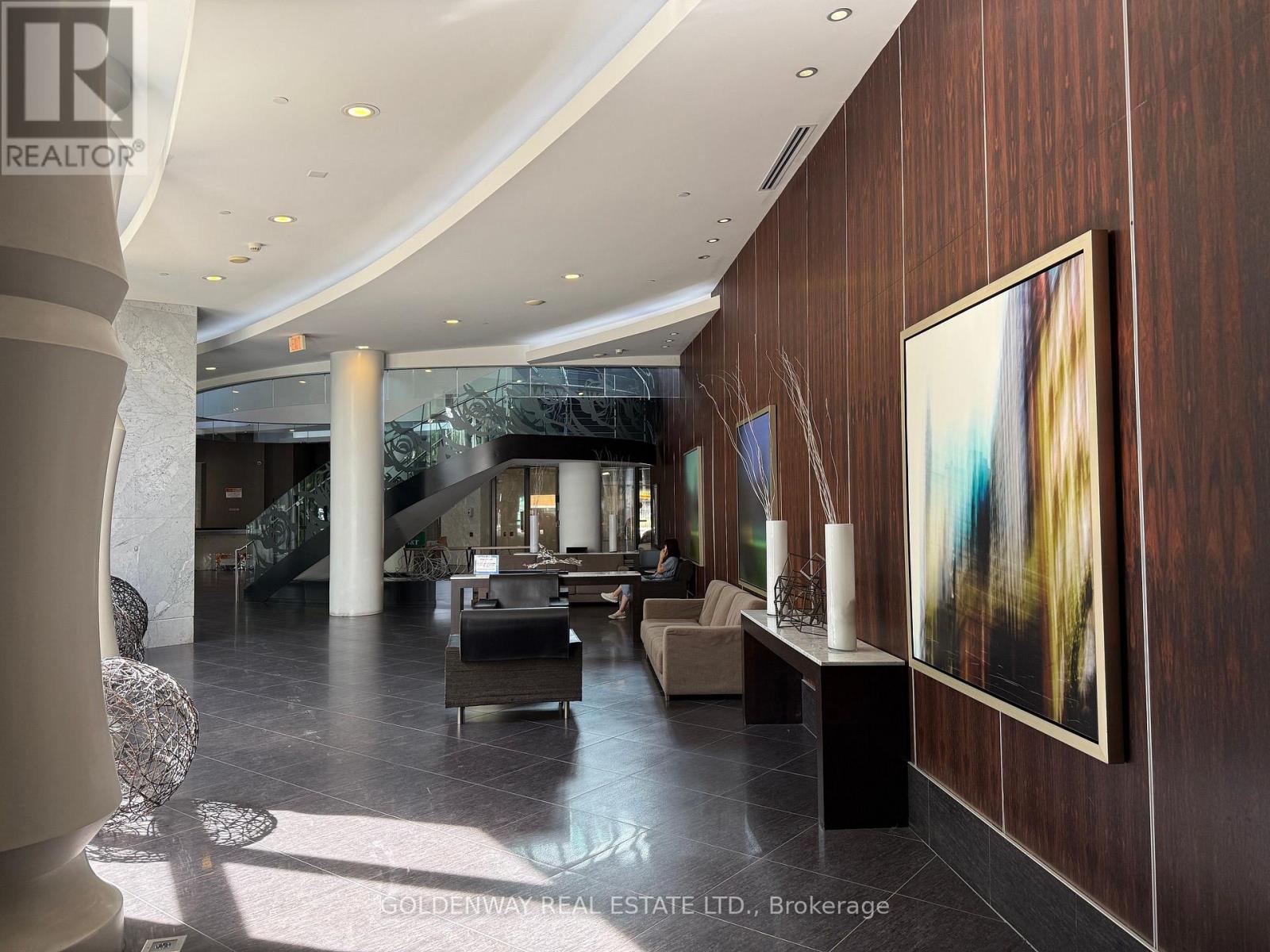110 - 5168 Yonge Street Property Photo 31