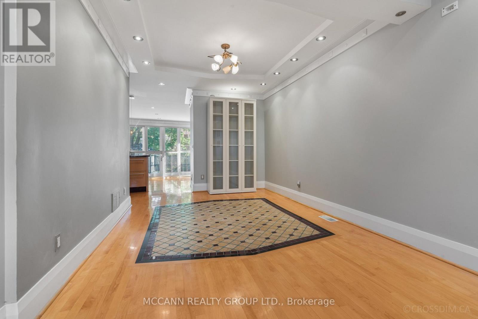 137 Old Orchard Grove Property Photo 13