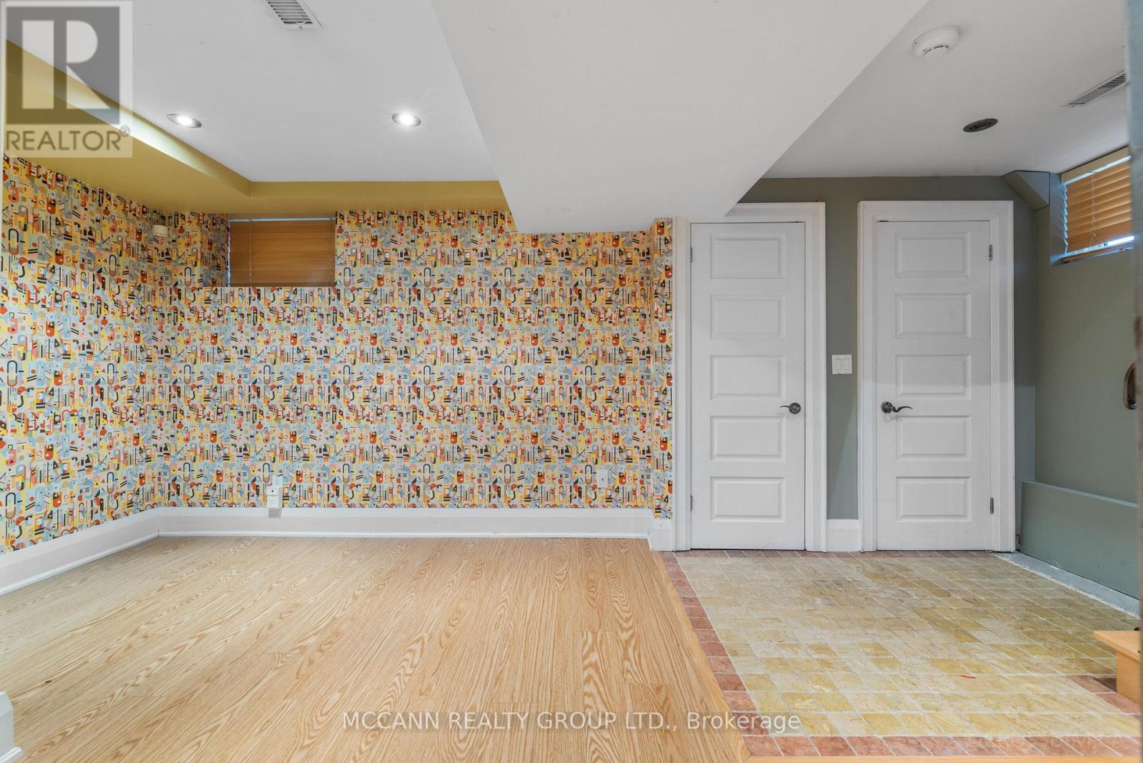 137 Old Orchard Grove Property Photo 34