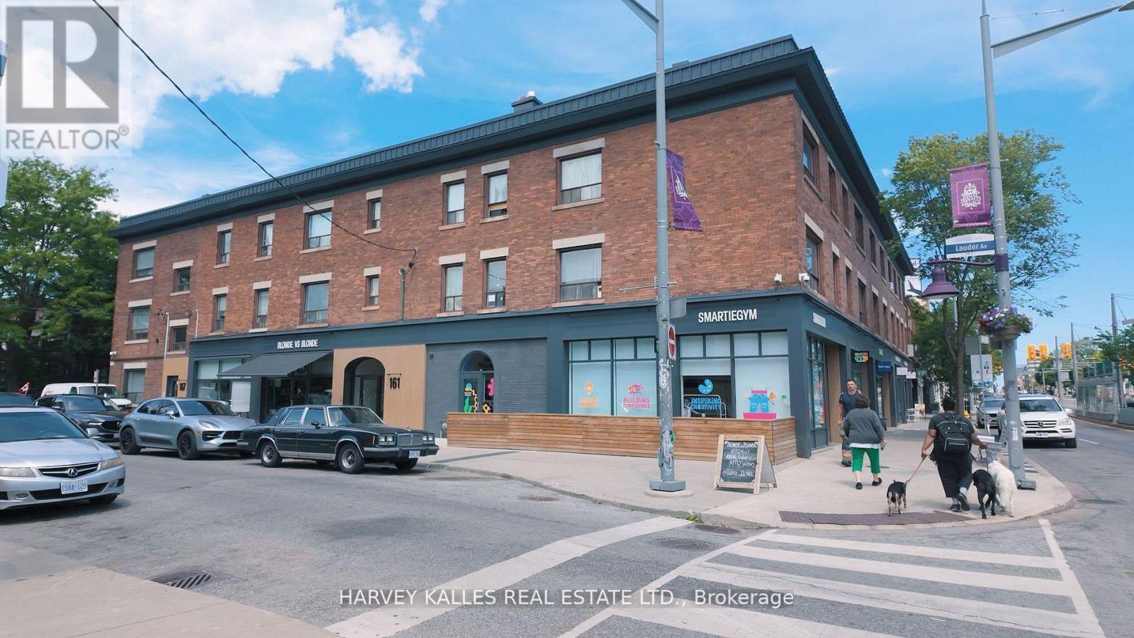 3 - 1074 ST CLAIR AVENUE W Property Photo 1