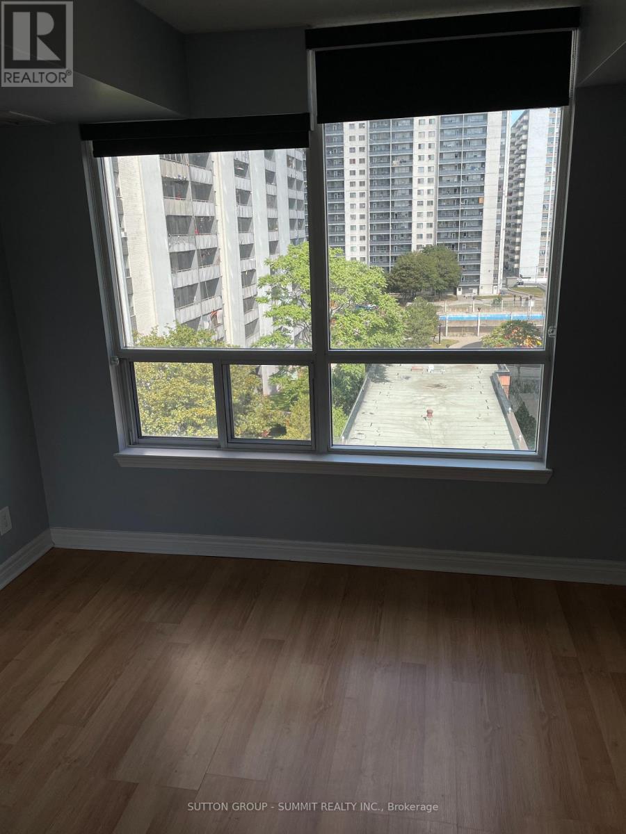 805 - 225 Wellesley Street E Property Photo 12