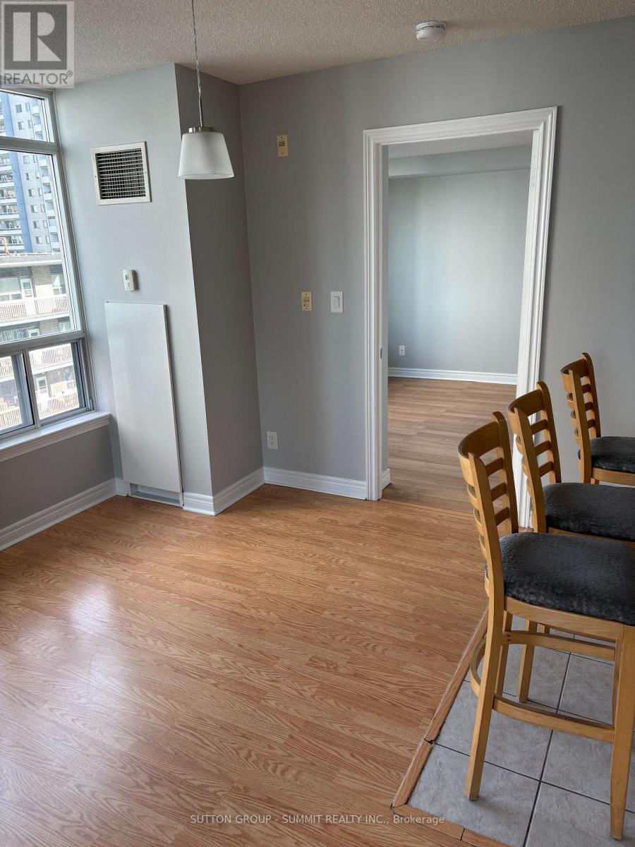805 - 225 Wellesley Street E Property Photo 13