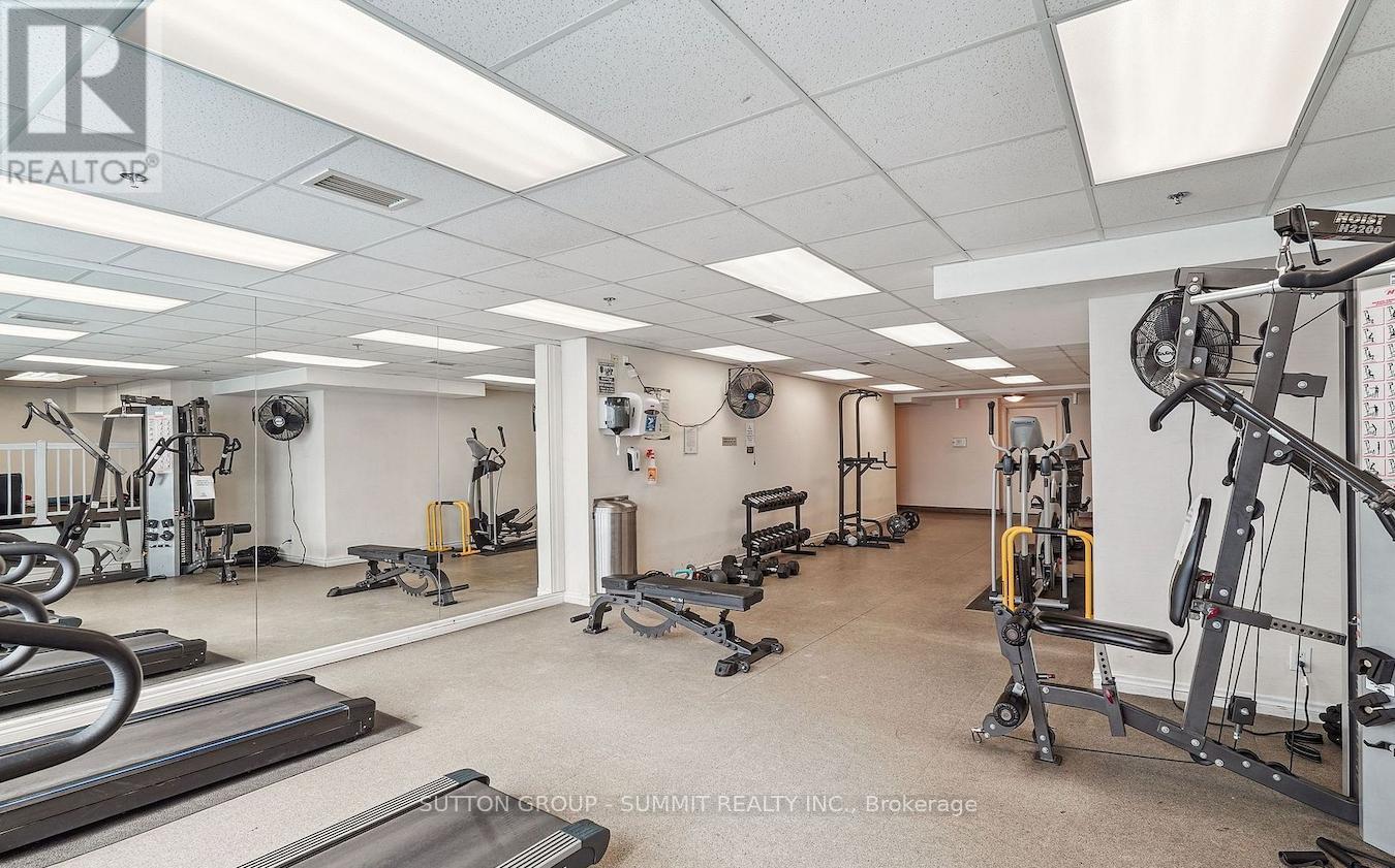 805 - 225 Wellesley Street E Property Photo 22