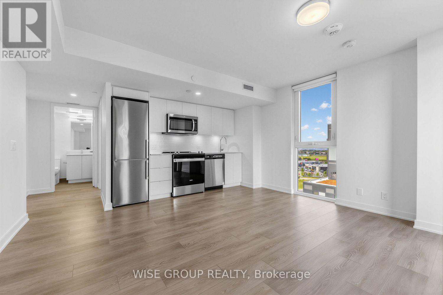 1509 - 18 TRETTI WAY Property Photo 1