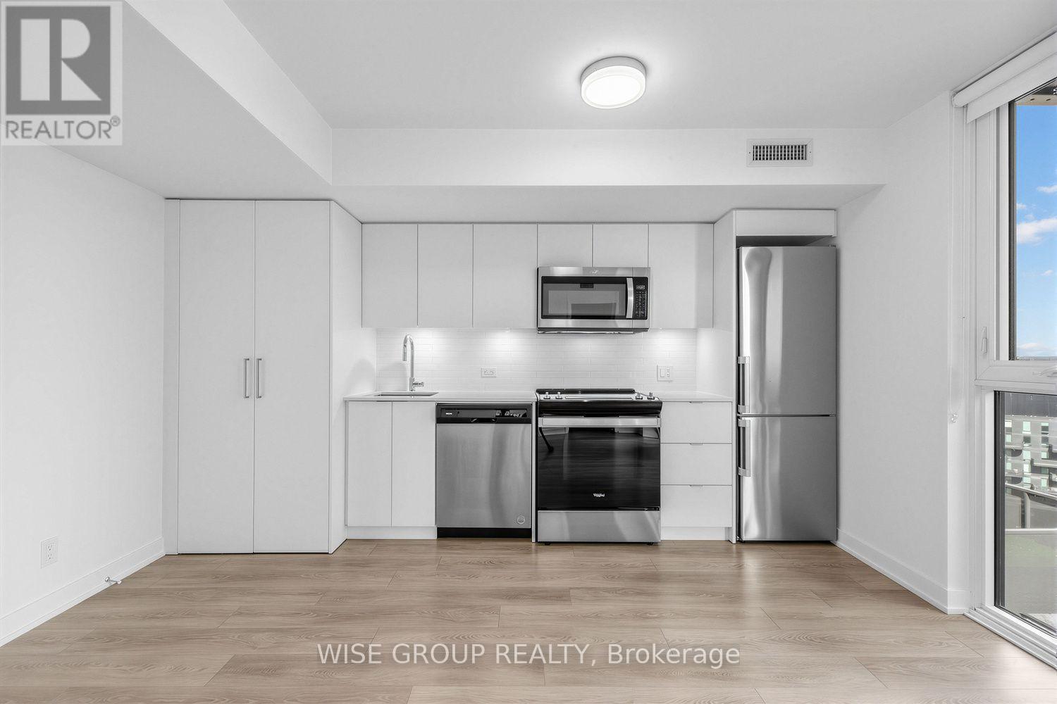 1502 - 18 Tretti Way Property Photo 8