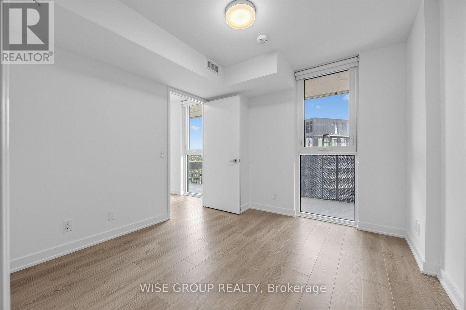 1502 - 18 Tretti Way Property Photo 12