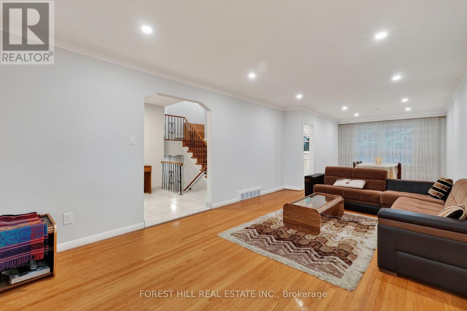 169 Overbrook Place Property Photo 3