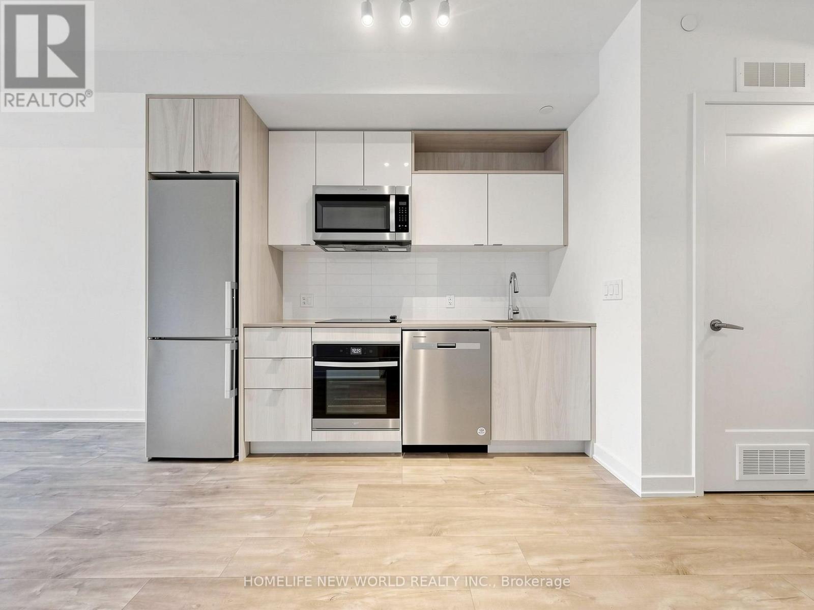 1839 - 135 Lower Sherbourne Street Property Photo 6