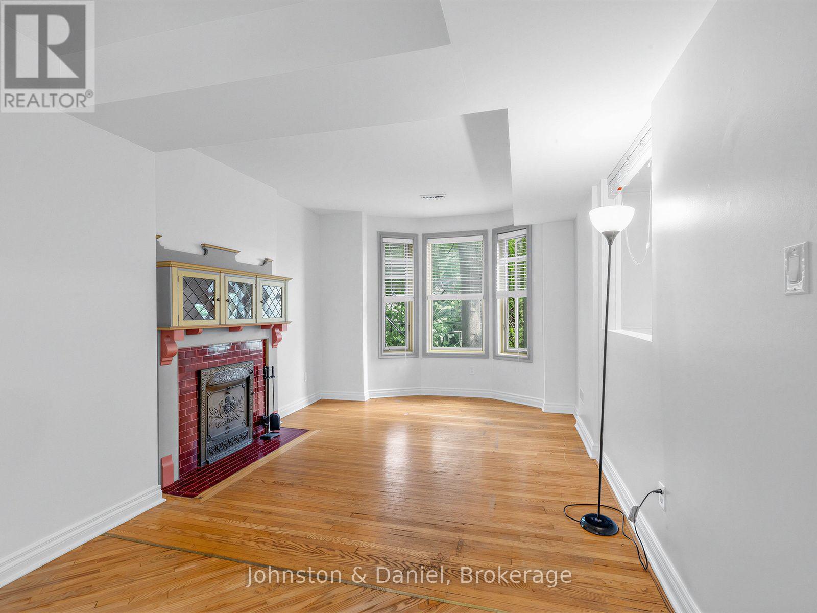 320 Brunswick Avenue Property Photo 8