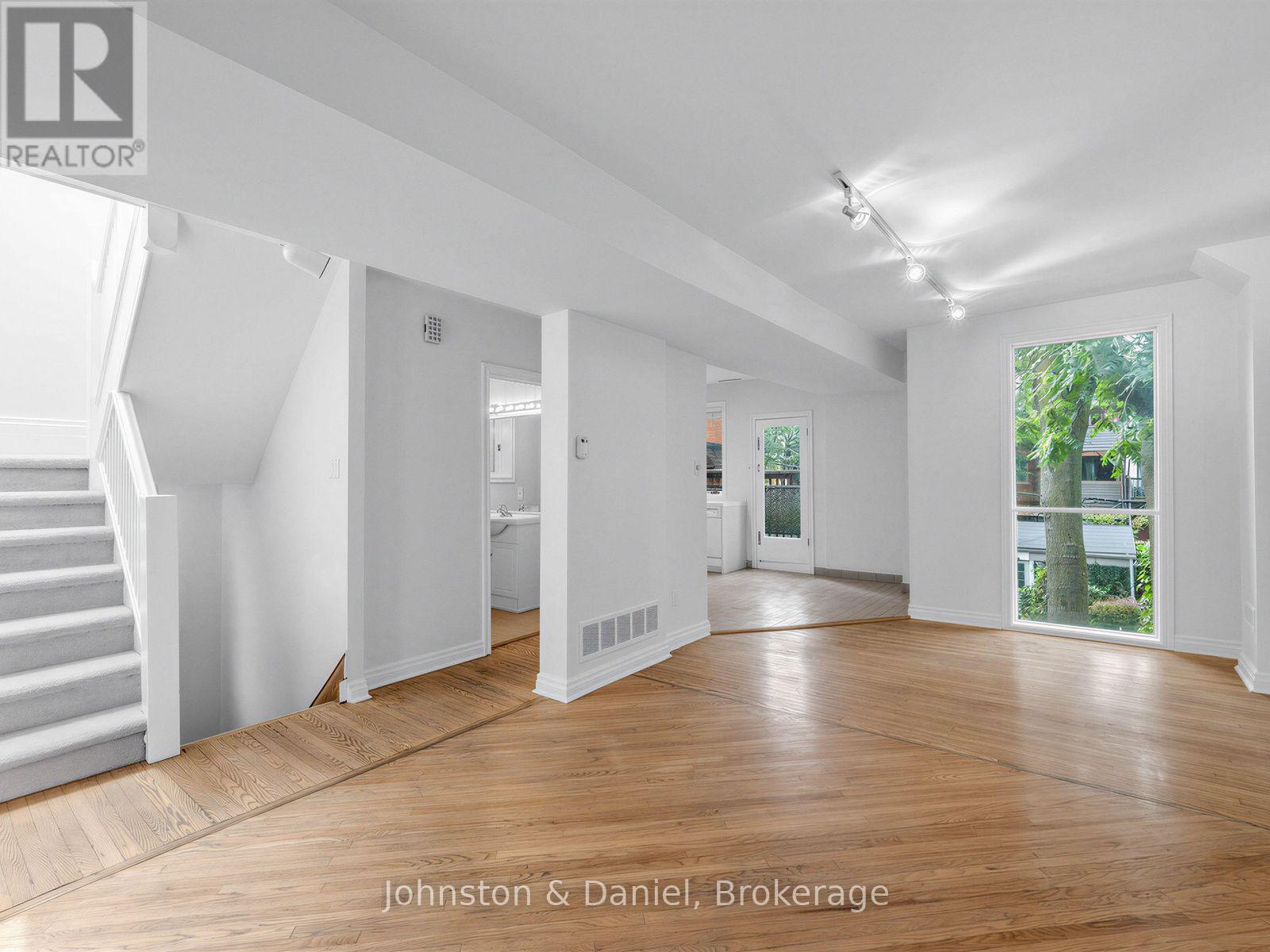 320 Brunswick Avenue Property Photo 10