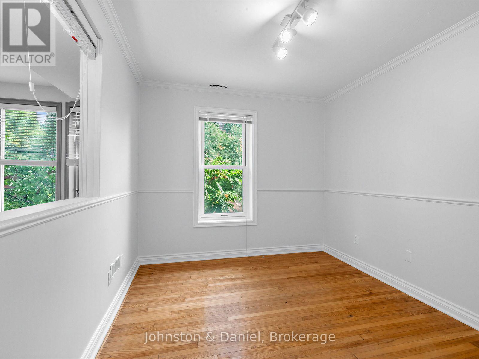320 Brunswick Avenue Property Photo 11