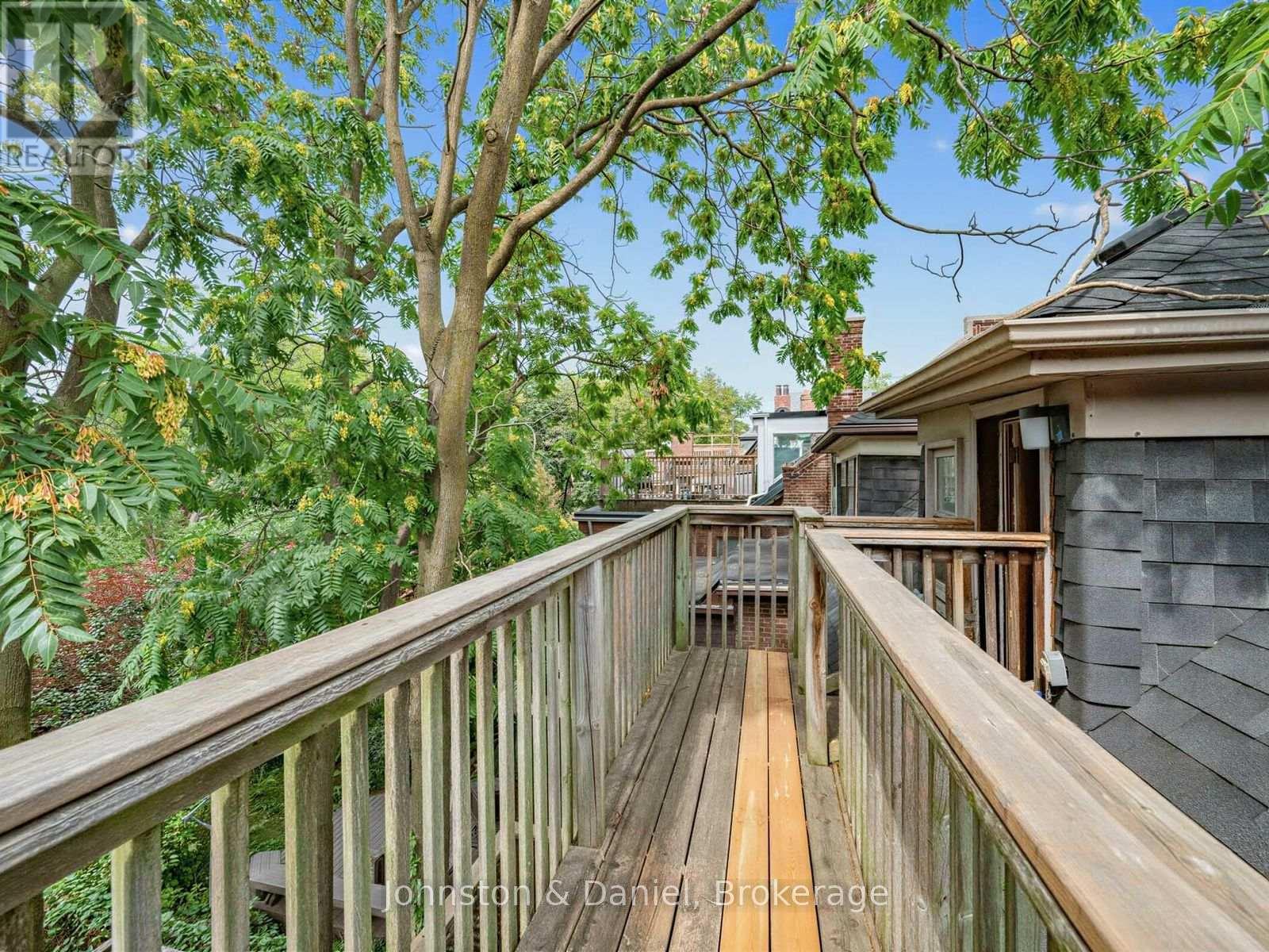 320 Brunswick Avenue Property Photo 18